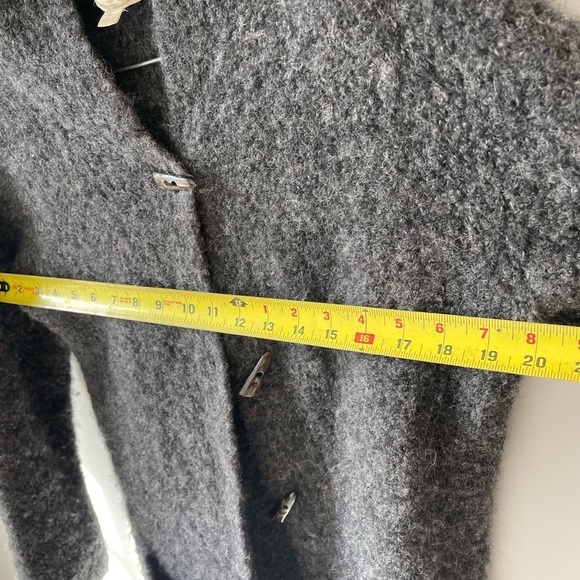 Uniqlo Sweater Collection, large, gray fuzzy hip-length dark gray cardigan EUC - Picture 7 of 7